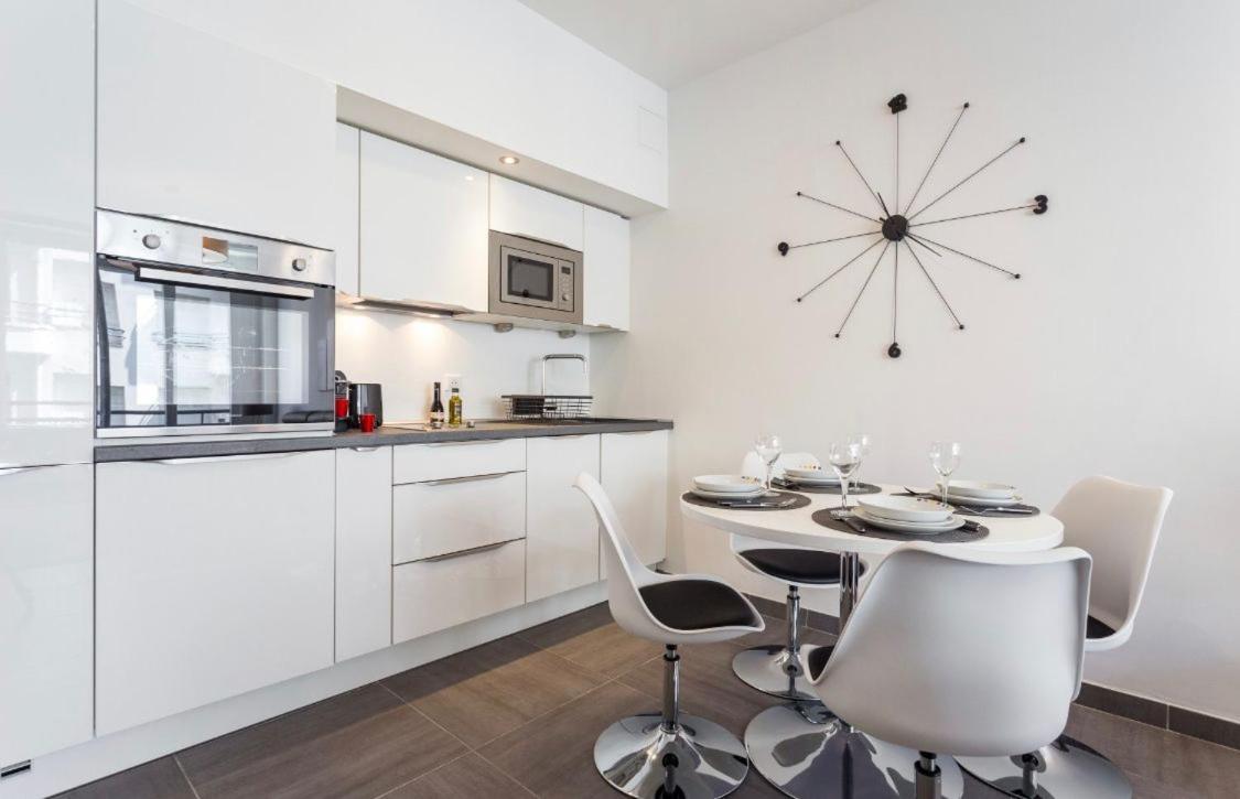 Royal Apartment Near The Beaches Nizza Esterno foto
